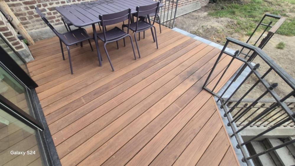 Réalisation de cette terrasse en Cumaru à Roubaix (3)