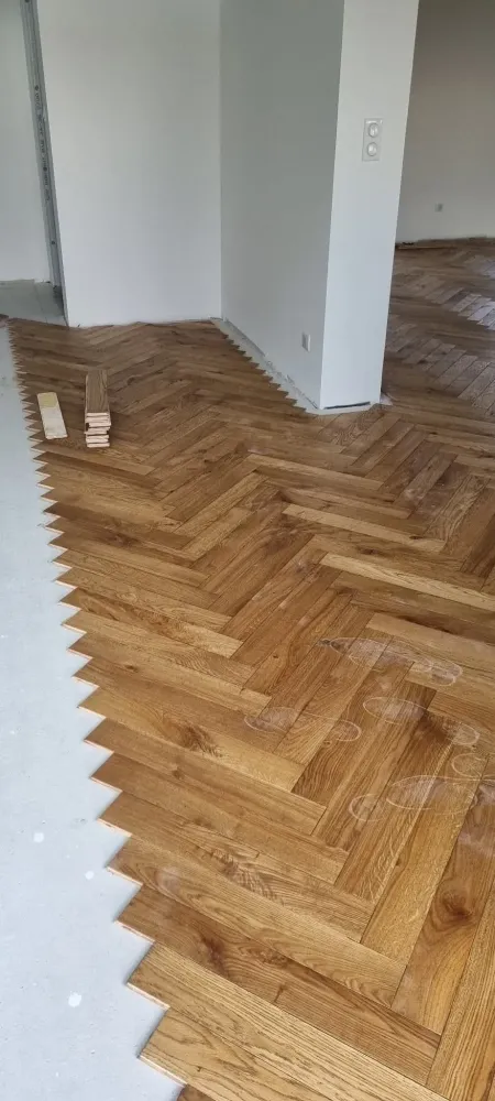 Finition parquet à Wattrelos
